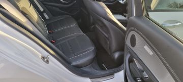 Bild 9 Mercedes-Benz E 63 AMG S 4Matic T-Modell PanoNight-Paket