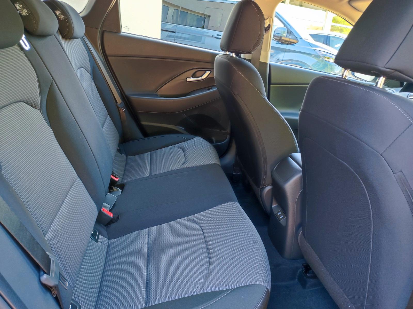 Hyundai i30 cw TrendLED.Navi.Kamera.PDC.SHZ.Lenkradh.