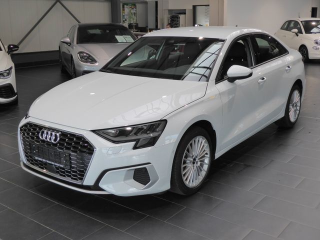 Audi A3  30 TFSI Limousine S tronic advanced Navi PDC