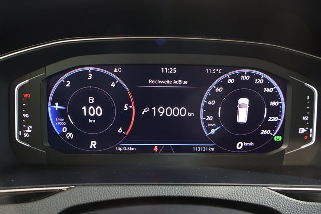 Volkswagen Passat 2.0 TDI Business AID+ACC+KAM+CARPLAY