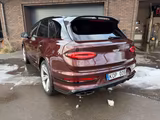 Bentley 7 Seater, NAIM, Ceramic, DUO-Colour, FULL SPEC - rote Bentley Bentayga