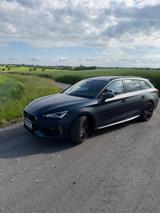 Cupra Leon 2.0 TSI 221kW VZ DSG Sportstourer VZ - blaue Cupra Leon