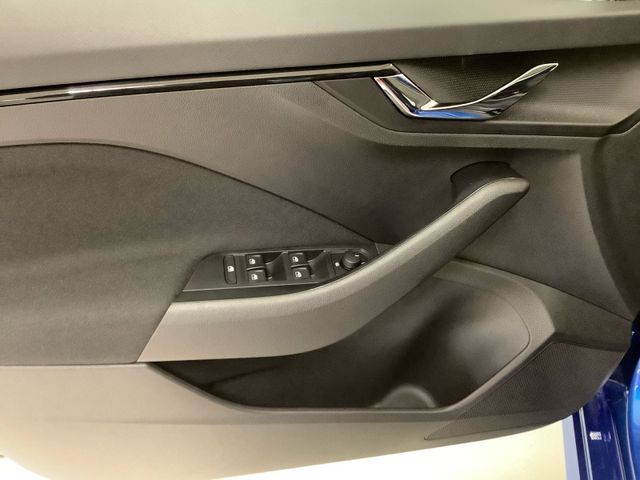 Kamiq Essence 70 kW 5-G VORBER AHK BEH FS