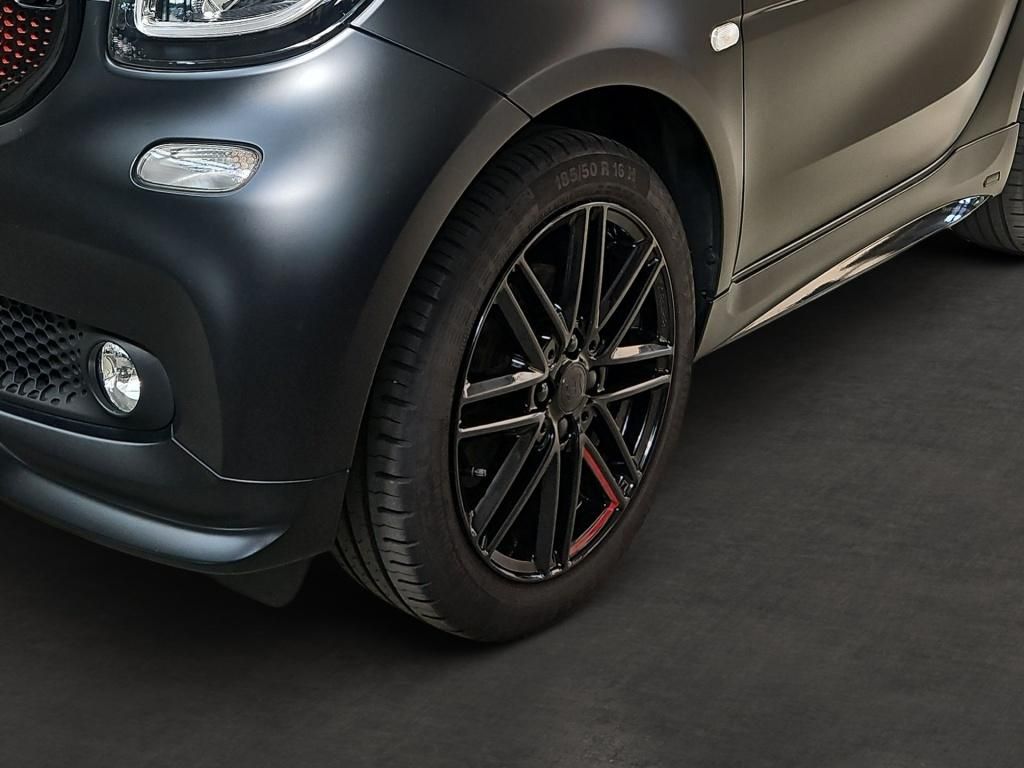 Fahrzeugabbildung Smart fortwo 52 kW passion Brabus LED Navi SHZ Pano