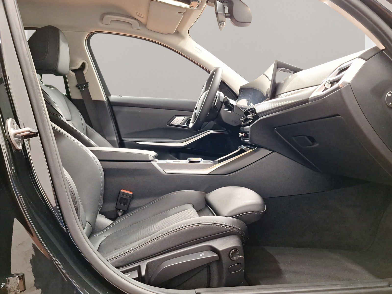 BMW 318i Touring LiveCockpitProf Kamera Driv.Assist foto 5