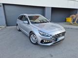 Hyundai i30 1.0Tgdi 2022 TOP 72kkm Ceed Fo... - Hyundai i20 Kombi Gebrauchtwagen
