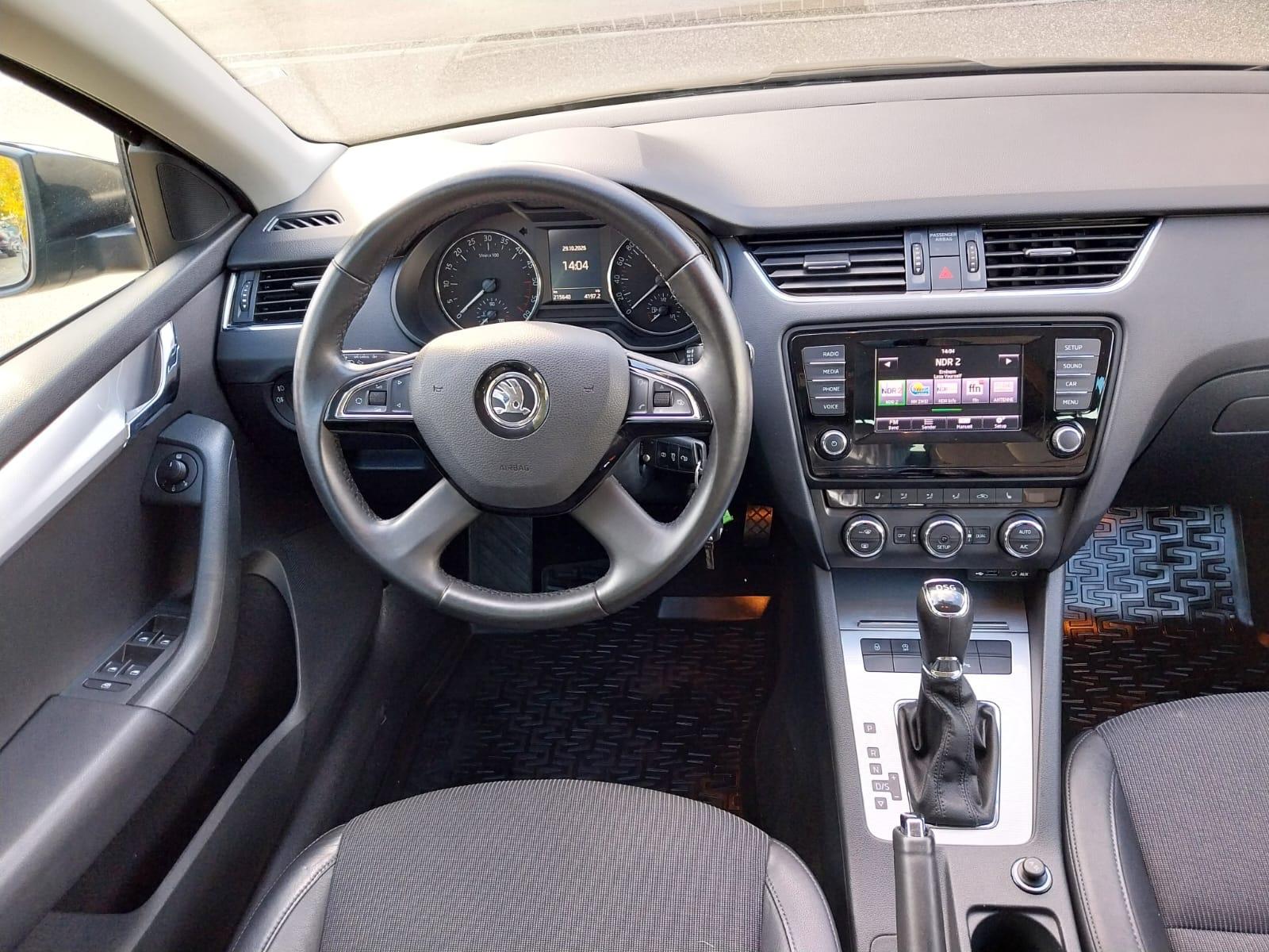 Skoda Octavia 2013 — фото 15