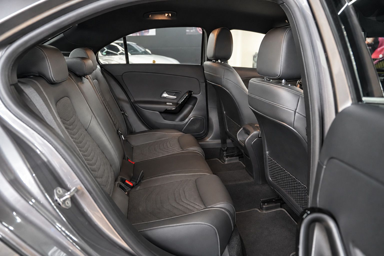 Fahrzeugabbildung Mercedes-Benz A 180 A 180 d Limousine *LED*SHZ*Navigation*ACC*