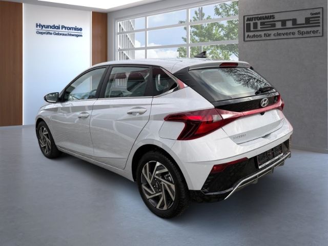 Fahrzeugabbildung Hyundai i20 Advanced 1.0 T-GDI +CARPLAY+TEMPOMAT+SHZ+RFK