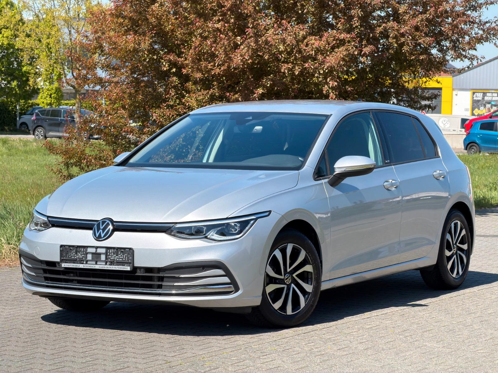 Volkswagen Golf VIII Lim. Active *ACC*LED+*ASSIST*VIRTUAL*