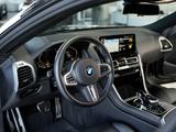 BMW M850 i xDrive Gran Coupe Belüftung 360K Panorama - BMW M850: Coupe, Schiebedach
