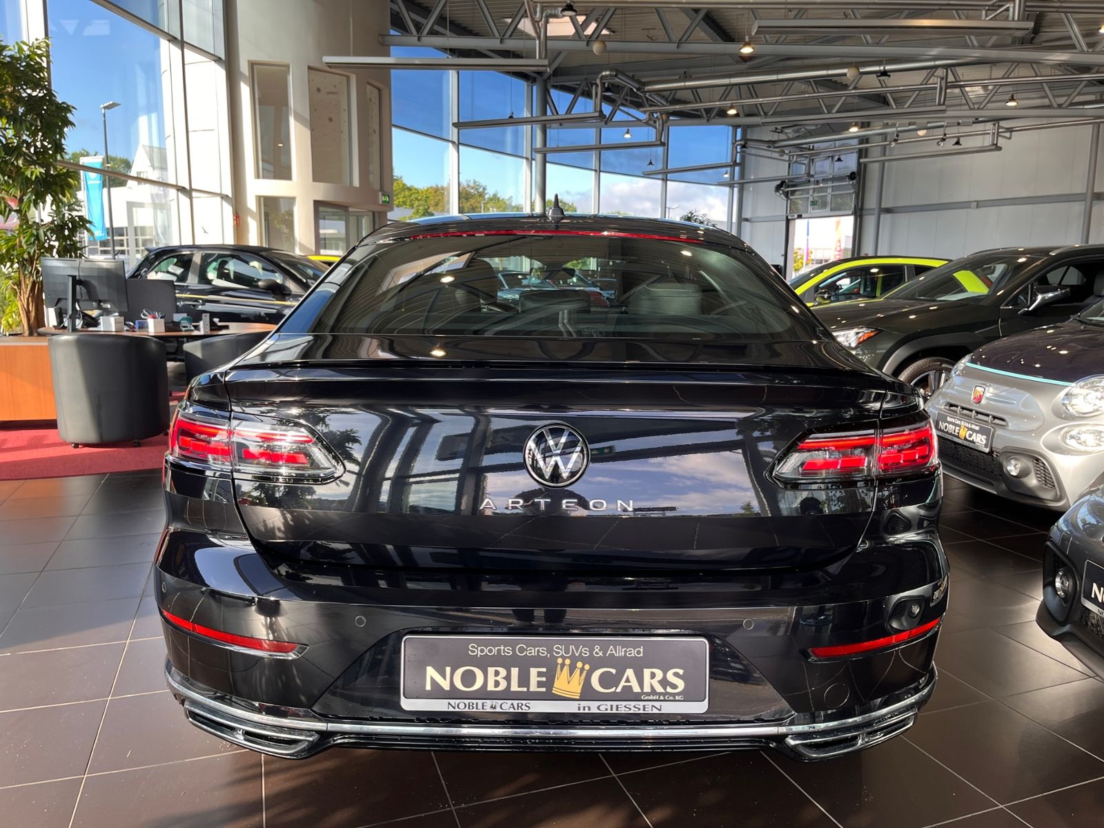 Fahrzeugabbildung Volkswagen Arteon R-Line KLIMA LED NAVI ALU