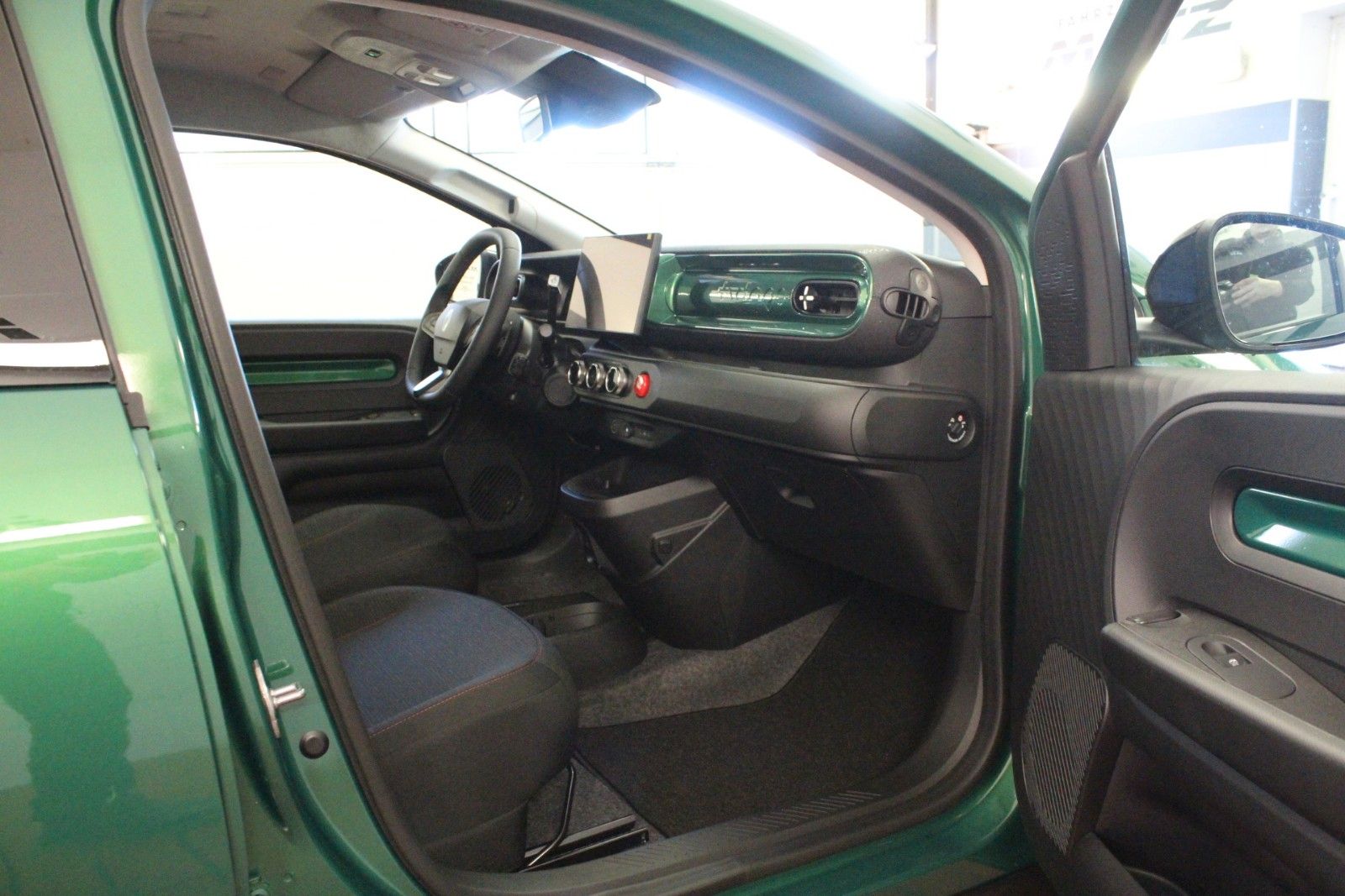 Fahrzeugabbildung Renault Twingo E-Tech 80 Urban Range *Techno*Sitzheizung