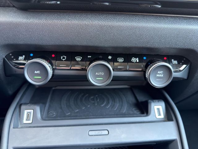 Citroën C4 Shine 1.2 PT 130 EAT8 °LED°ACC°HUD°RFK°Navi°