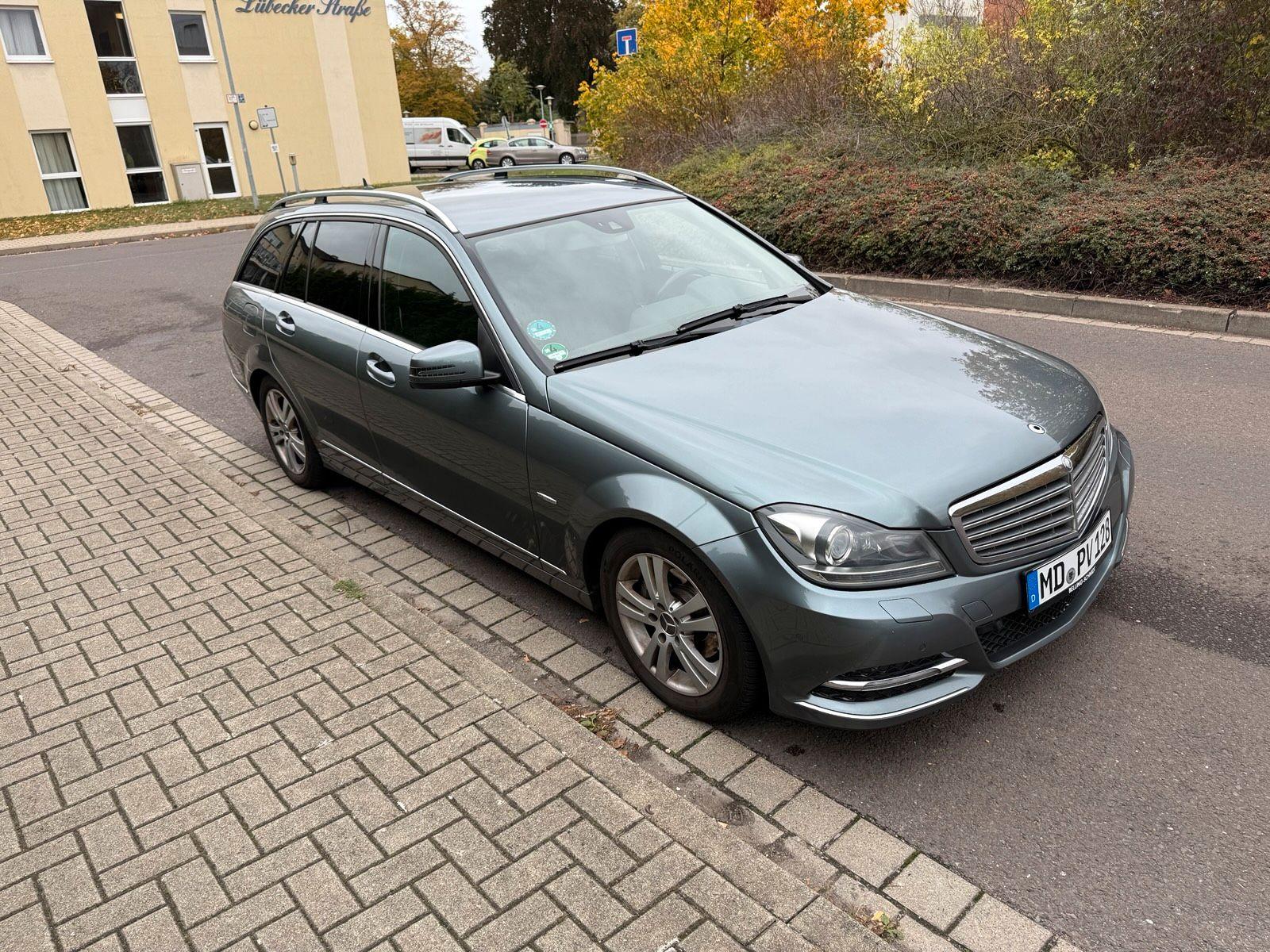Mercedes-Benz C200 2011 — двигун 136 HP (100kW)