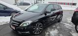 Mercedes-Benz B 220 4Matic, fast Voll, Anhängerkupplung - Mercedes-Benz mit Benzin-Antrieb: Limousine