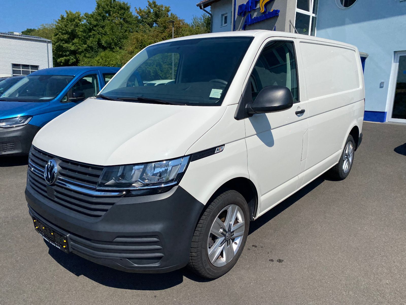 Fahrzeugabbildung Volkswagen T6.1 Transporter 2.0 TDI DAB Seitenwindassistent