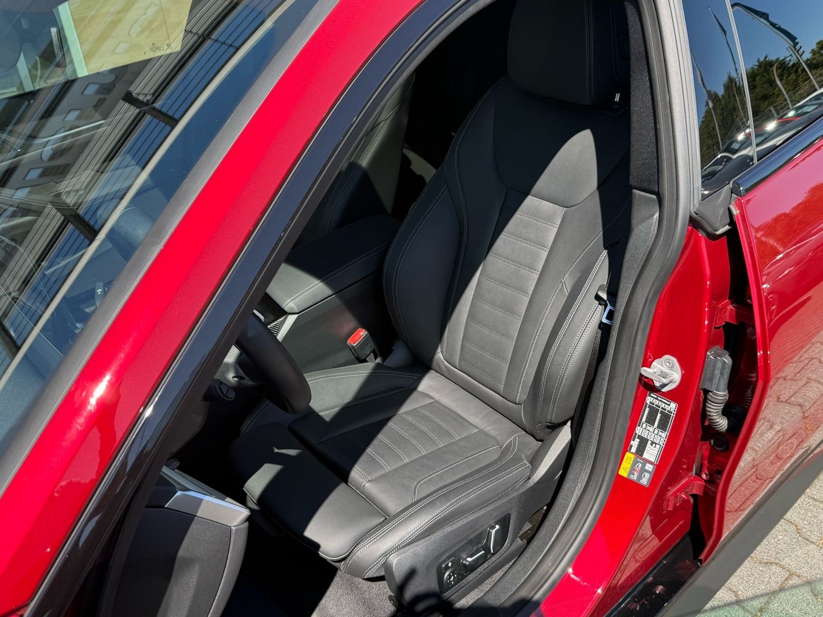 BMW i4 - Bild 10