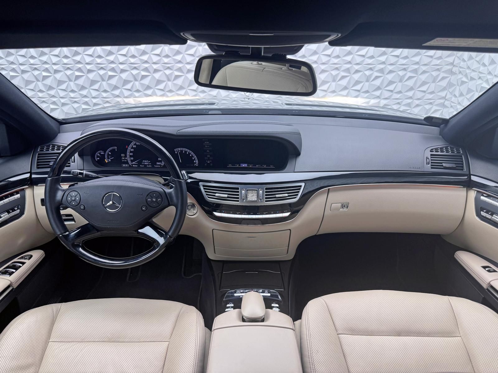 Fahrzeugabbildung Mercedes-Benz CGI 4.7 V8 LIEBHABERSTK/DESIGNO/AIRMATIC/DISTRO