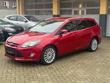 Ford Focus Turnier Titanium 1.6*SHZ*KEYLES*AHK*** - Ford Focus mit Benzin-Antrieb: Kombi, 1.6