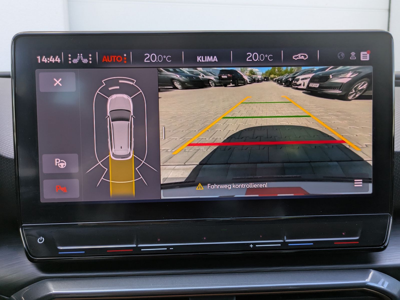 Fahrzeugabbildung CUPRA Leon 1.5 eTSI DSG MATRIX-LED*ACC*APP*KAMERA*18"