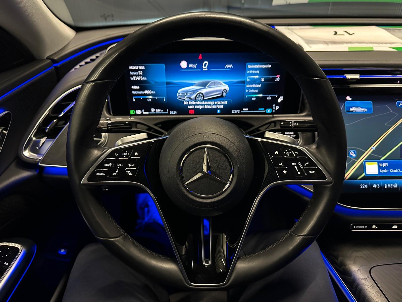 Mercedes-Benz E 220 d Avantgarde Advanced *19Zoll*PANORAMA*