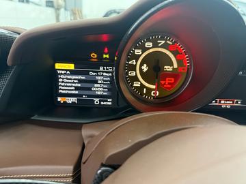 صورة مصغرة 13 لـ 2016 Ferrari 488 GTB