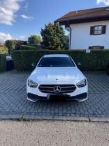 Mercedes-Benz E 300 d 4MATIC T Autom. - - gebrauchte Mercedes-Benz E 300 aus dem Jahr 2023