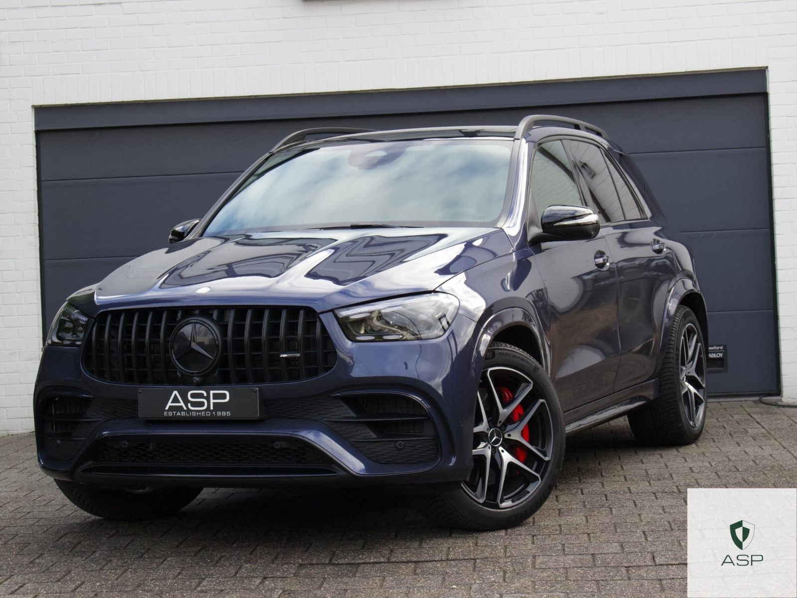 MERCEDES-BENZ GLE 63 AMG S | 612 PK | 1 owner | Warranty