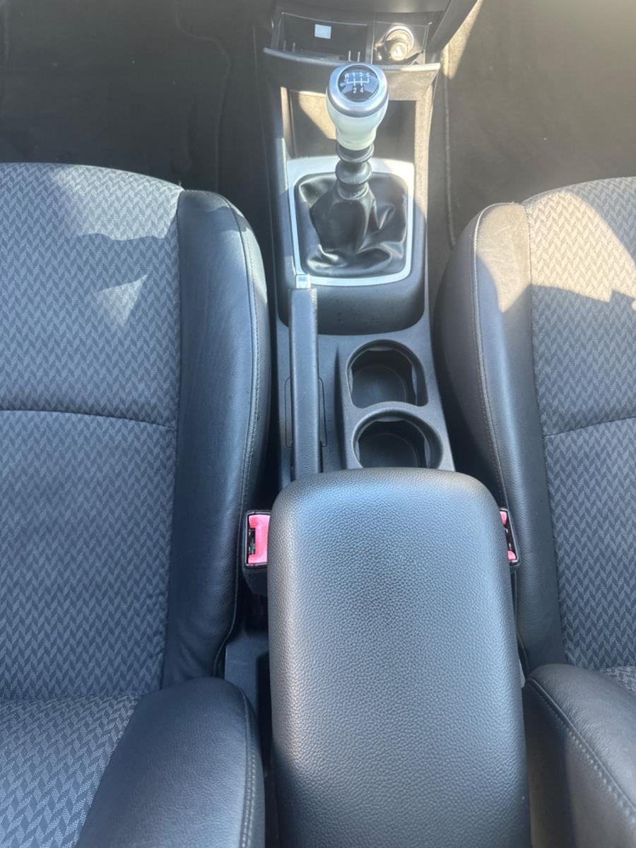 Kia cee'd*SHZ*PDC*Klima*Navi*Export*