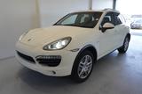 Porsche CAYENNE 3,0 S E-HYBRID 4WD AUT. - Porsche Cayenne: Allradantrieb