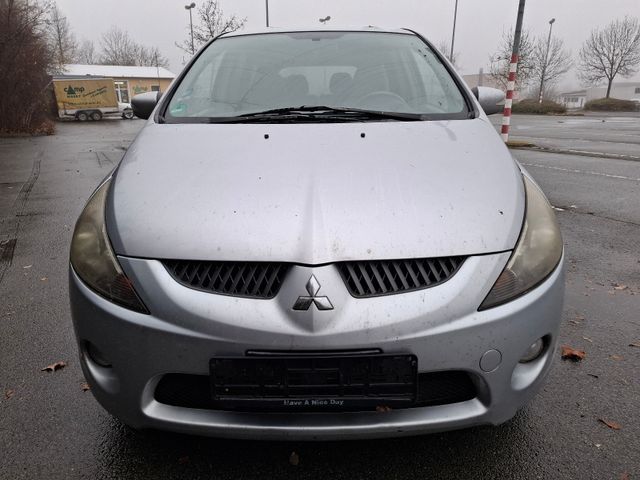 Mitsubishi Grandis 2.4 Intense Automatik 6-Sitze Klima