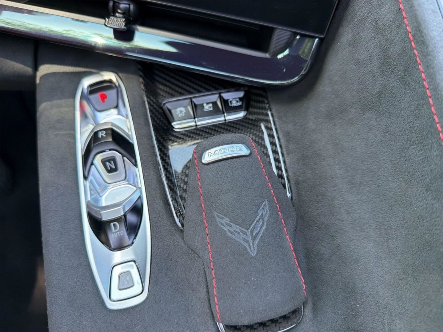 Fahrzeugabbildung Corvette C8 E-Ray Convertible 3LZ -EU-Modell