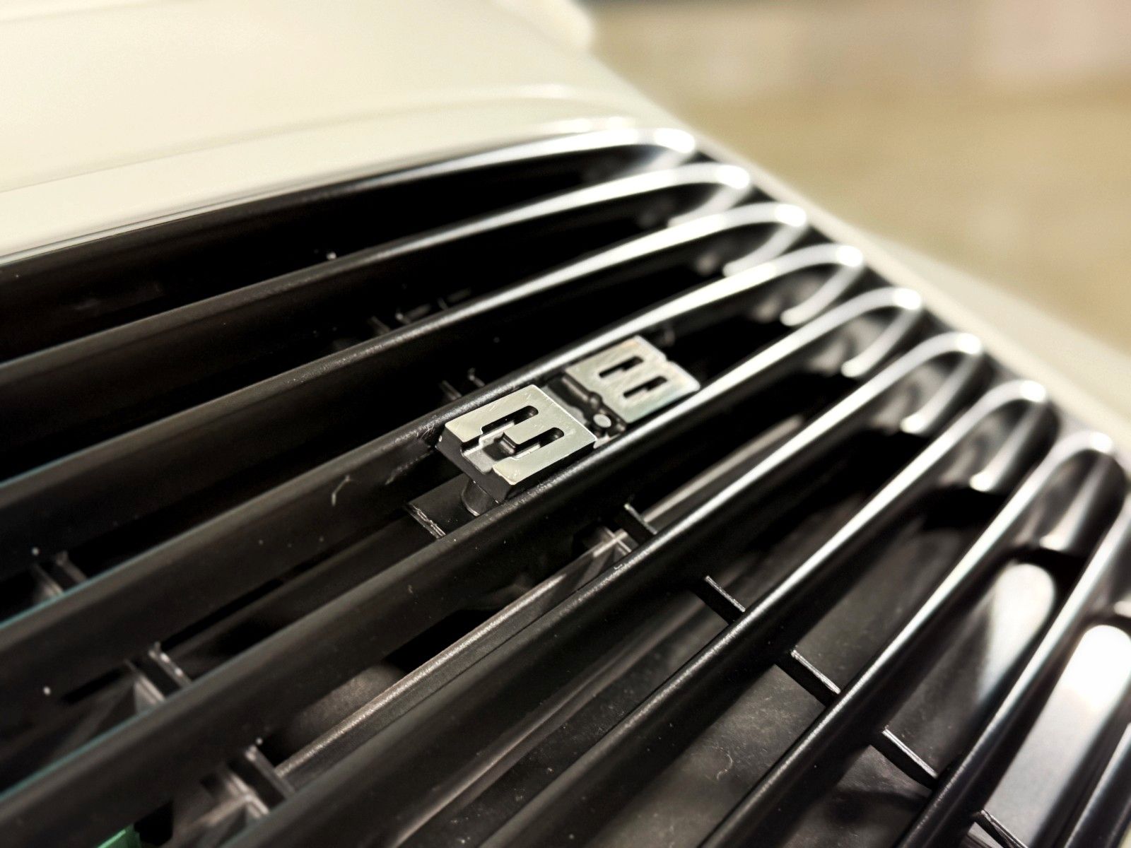 Fahrzeugabbildung Porsche 993 RS Nachbau 3,8L + 325 PS + Komplett umbau