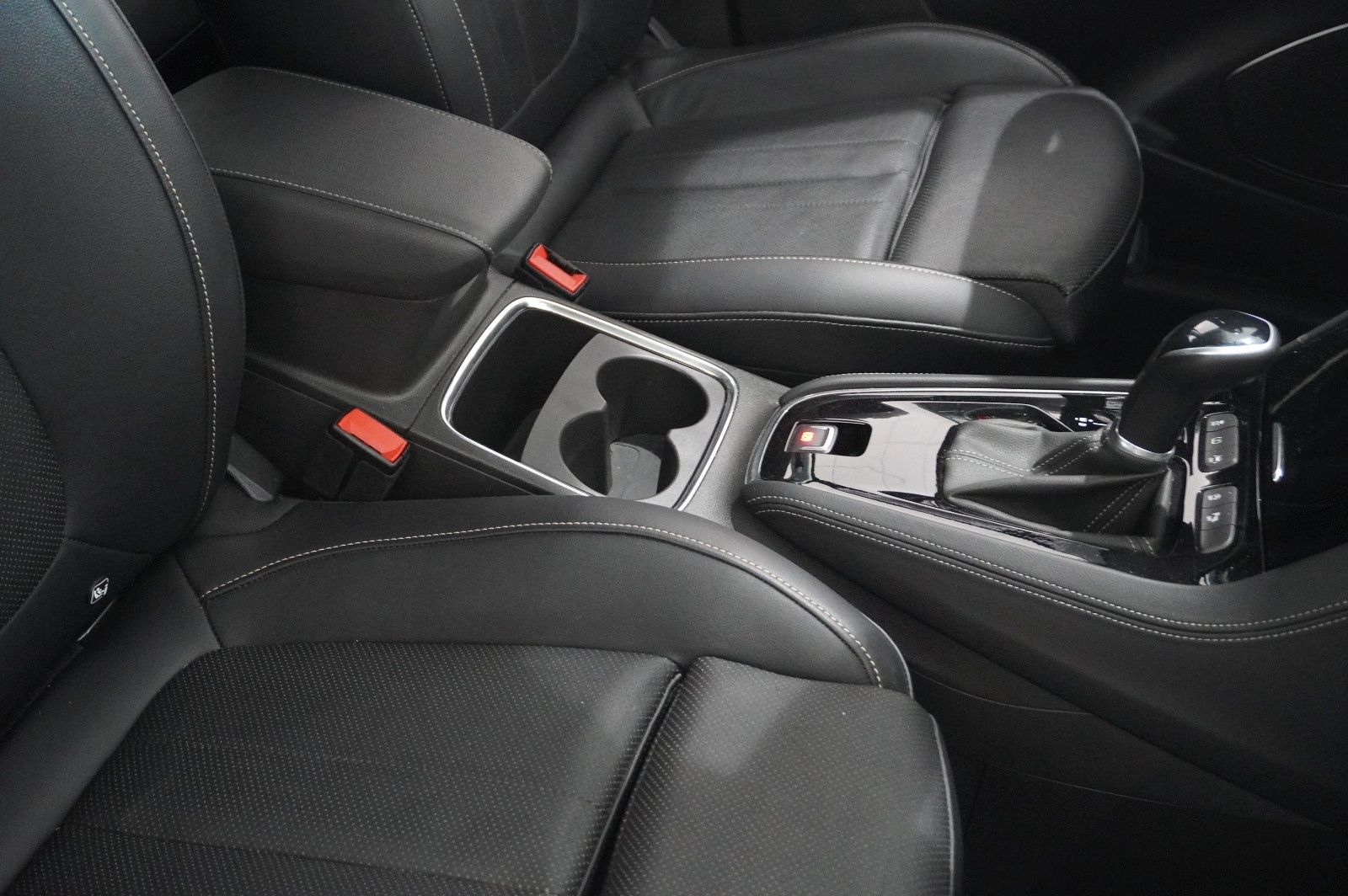 Fahrzeugabbildung Opel Grandland (X) 1.5D ULTIMATE NAVI/LED/360°/SH/AHK