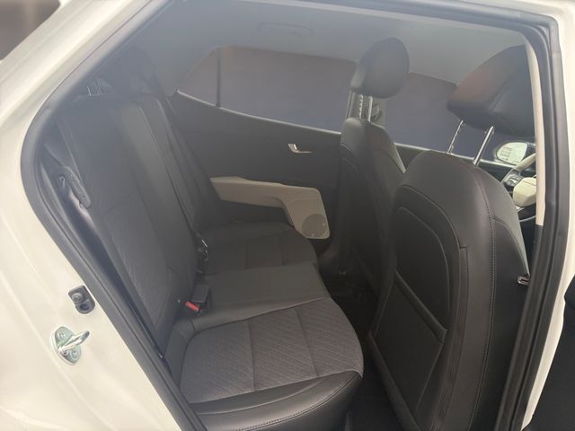 Fahrzeugabbildung Kia Stonic (YBCUV) GT-Line Navi LED Klimaautom DAB K