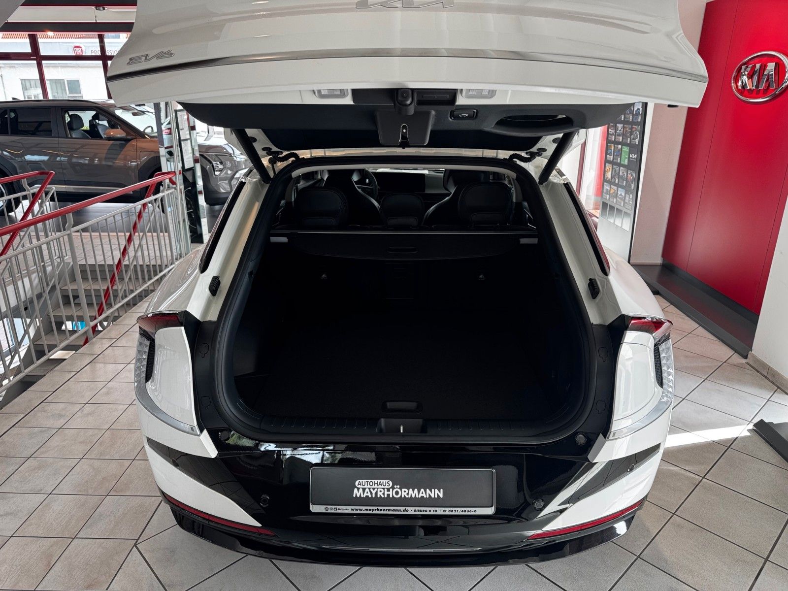 Fahrzeugabbildung Kia EV6 PE EARTH 84 RWD WP CO AS SD DR