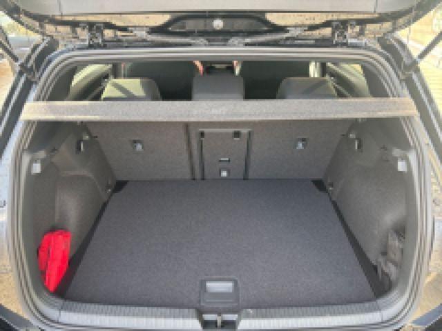 Volkswagen Golf 11