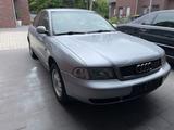 Audi A4 1.6 Tüv neu ! Anhängerkupplung Klimaautomatik - Audi A4: Anhängerkupplung