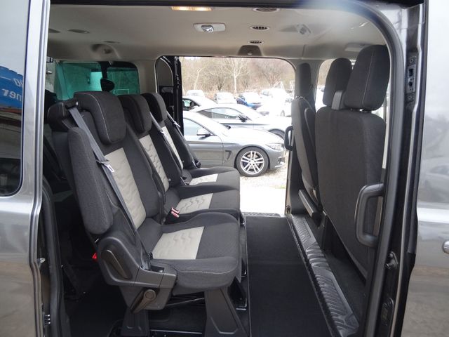 Fahrzeugabbildung Ford Tourneo Custom 300 L2/Titanium/9-Sitzer/AHK/Kam/
