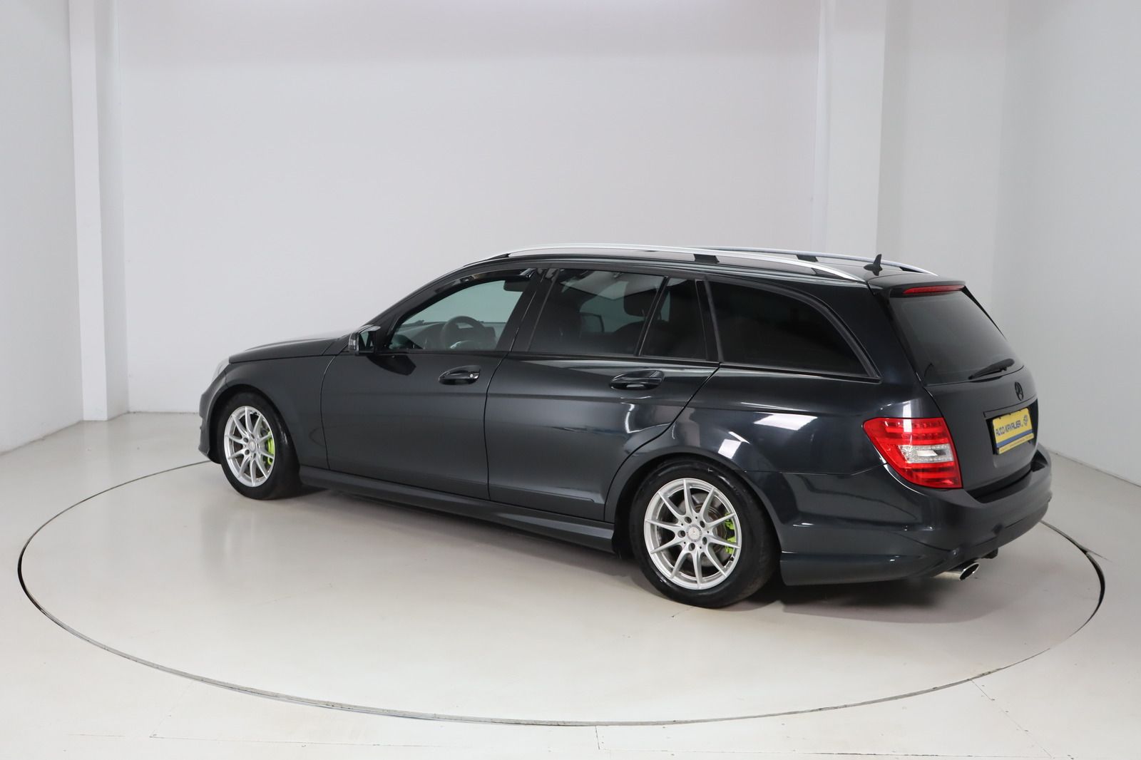 Fahrzeugabbildung Mercedes-Benz C 250 CDI T BlueEFF AVANTG. AMG-Paket * DIS *