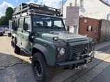 Land Rover Defender 110 E SIR WELLINGTON SHZ+KLIMA+STANDHEI - gebrauchte Land Rover Defender aus dem Jahr 2011
