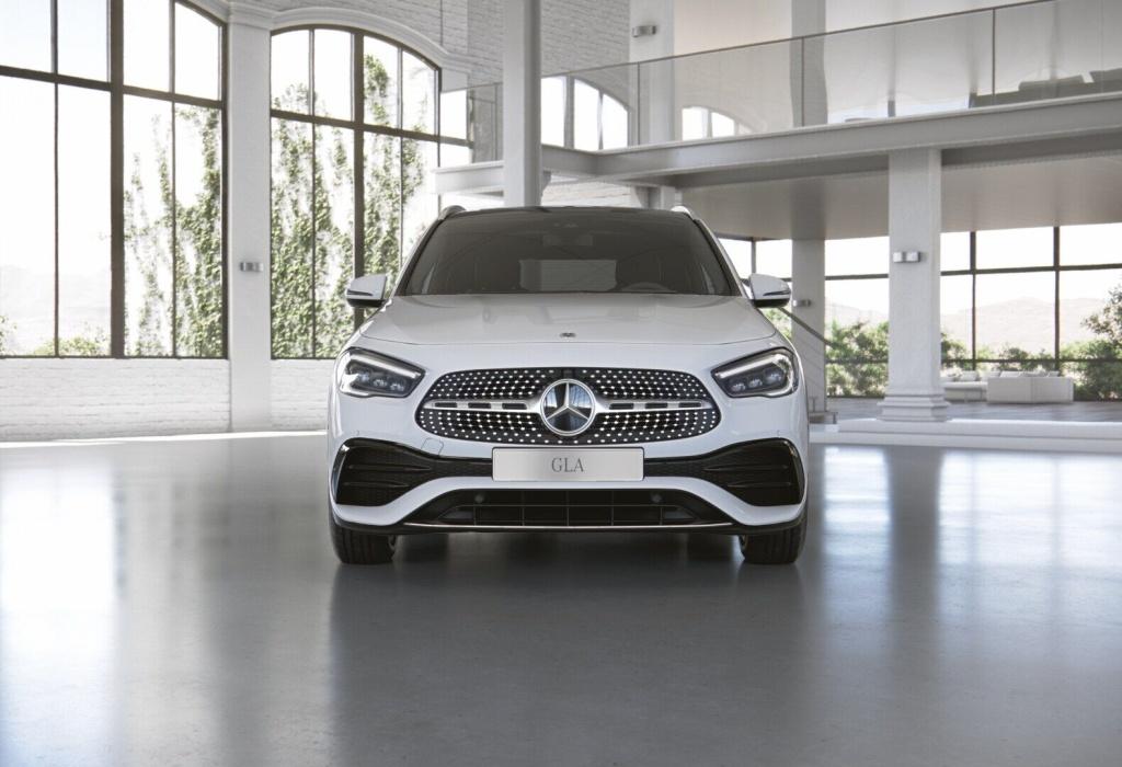 Mercedes-Benz GLA 200 AMG+PANO-DACH+KAMERA+MEMO+MULTIBEAM-LED
