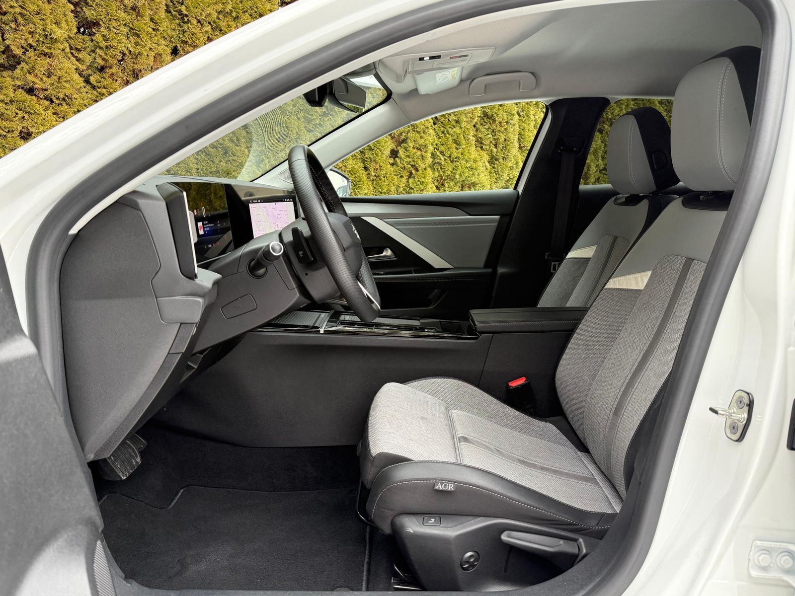 Fahrzeugabbildung Opel Astra L 1.2 Aut. Elega LED+NAV+ACC+KAM+DAB+CARPL