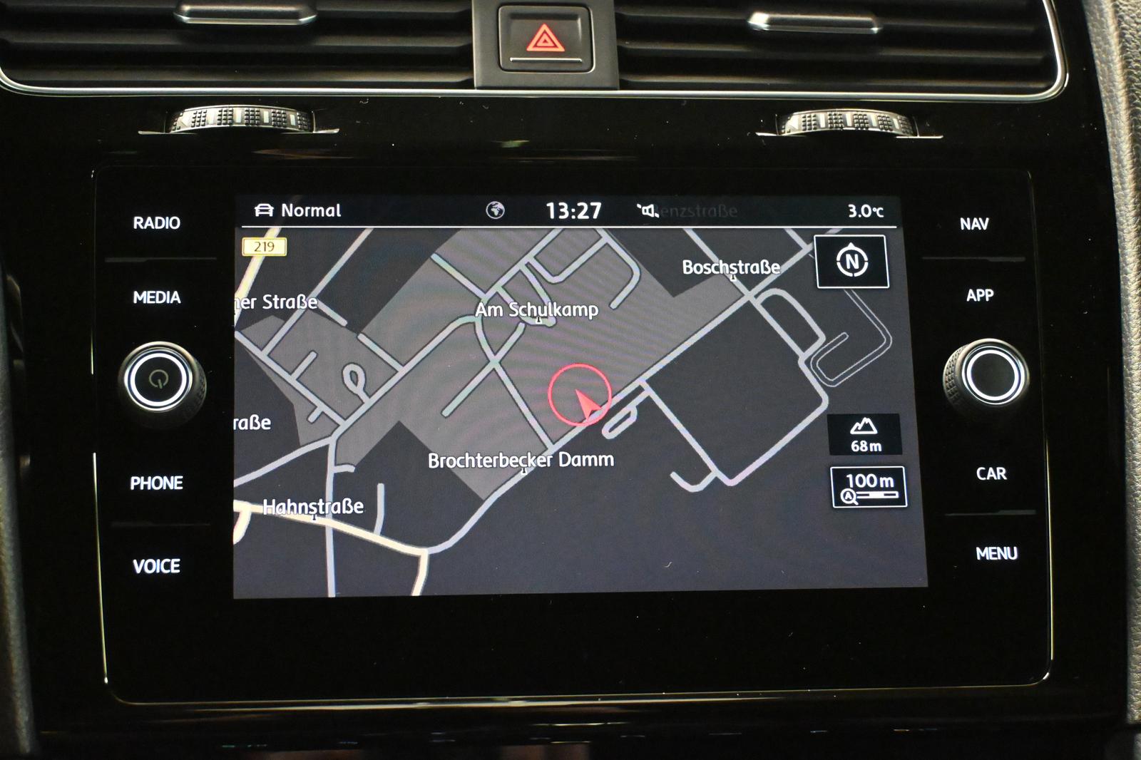 Volkswagen Golf 7 R 4M *MATRIX*DYNAUDIO*DCC*VIRTUAL*ACC*SHZ