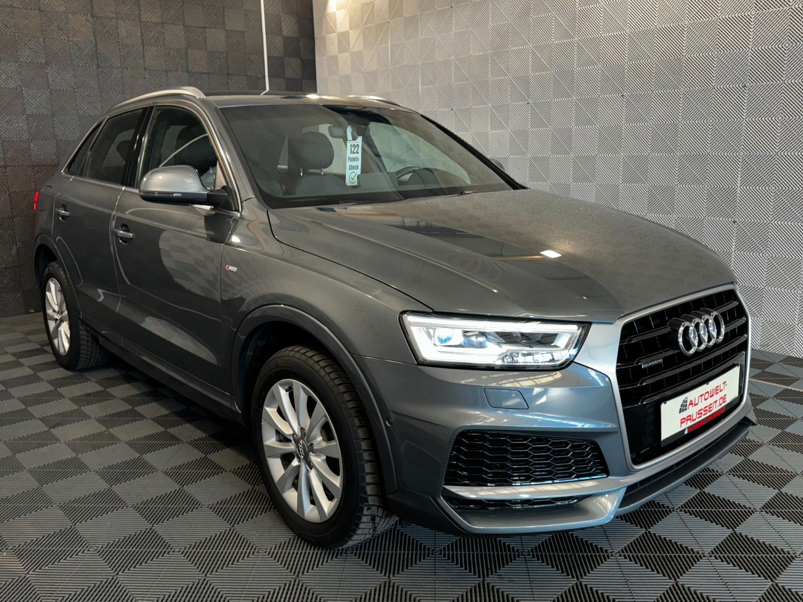 Gebrauchtwagen Audi Q3 Q3 quattro*S-LINE PLUS*LED-R.KAM-ALCAN.-DSP-AHK in Horb am Neckar