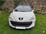 Peugeot 308 SW Platinum*top Ausst*Xenon*Leder*u.u.u - Peugeot 308 Platinum mit Benzin-Antrieb