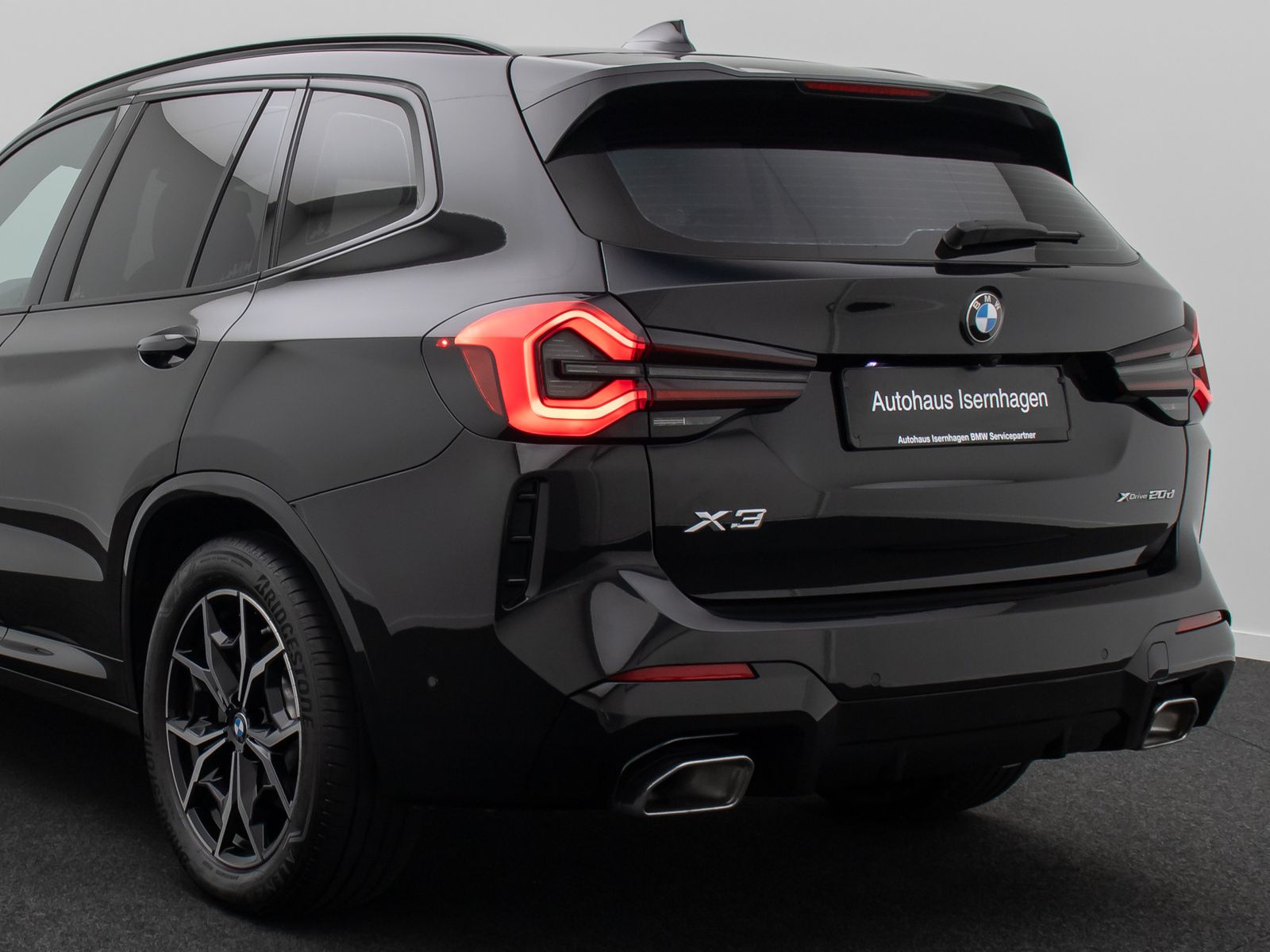 Fahrzeugabbildung BMW X3 xD20d M Sport AHK Alarm Kamera DAB Laser 19"
