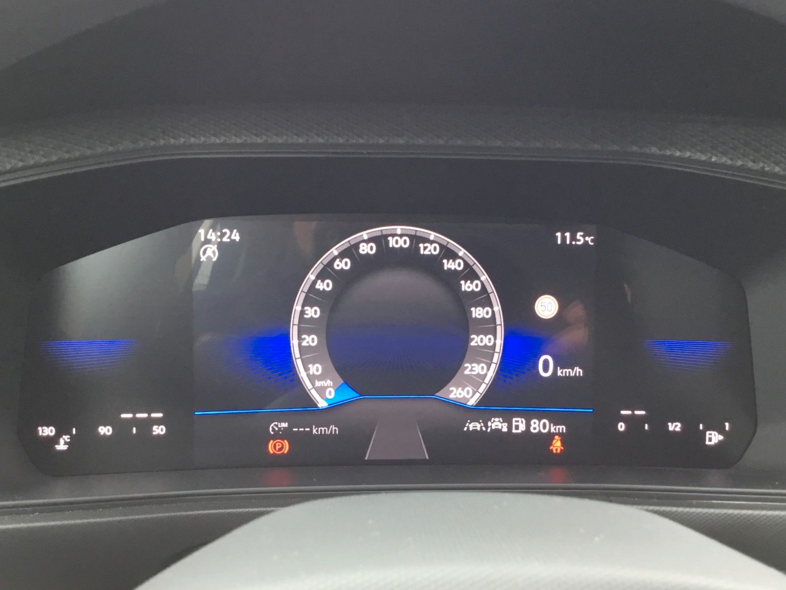 Fahrzeugabbildung Volkswagen T-Cross 1.0 TSI Life+Sitzheizung+LED+16" GJR