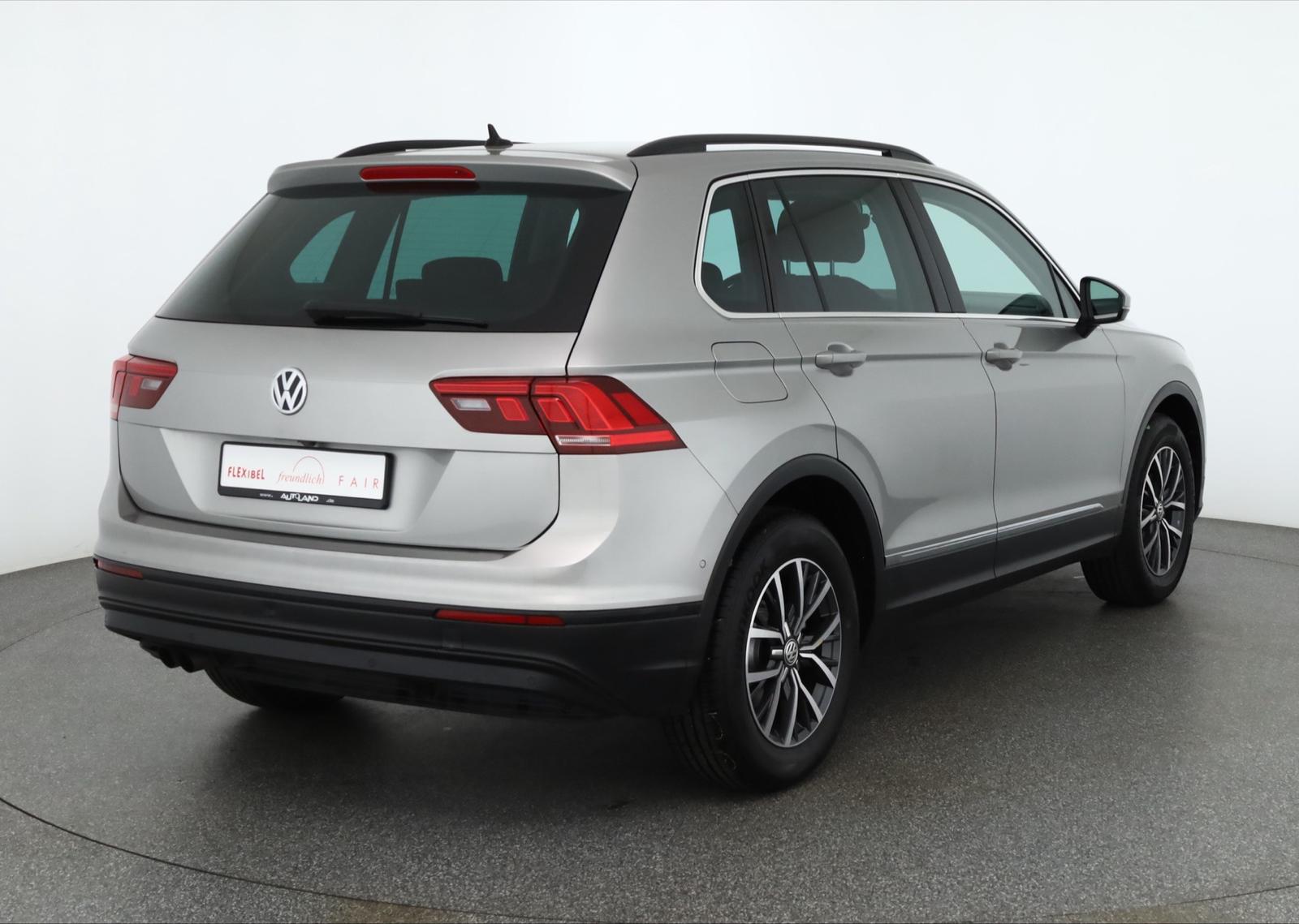 Volkswagen Tiguan 1.4 TSI Comfortline LED AHK Kamera ACC